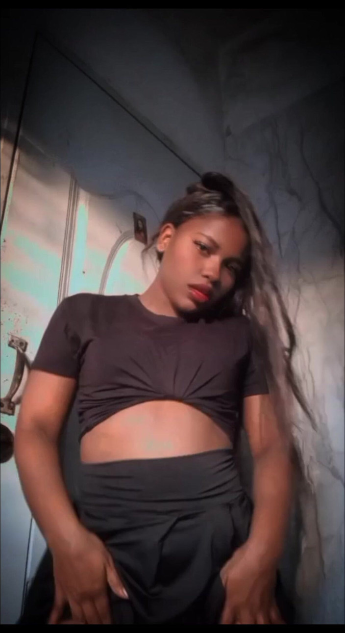 Minayi: Als je mijn inhoud leuk vindt, waarom zoek je me...