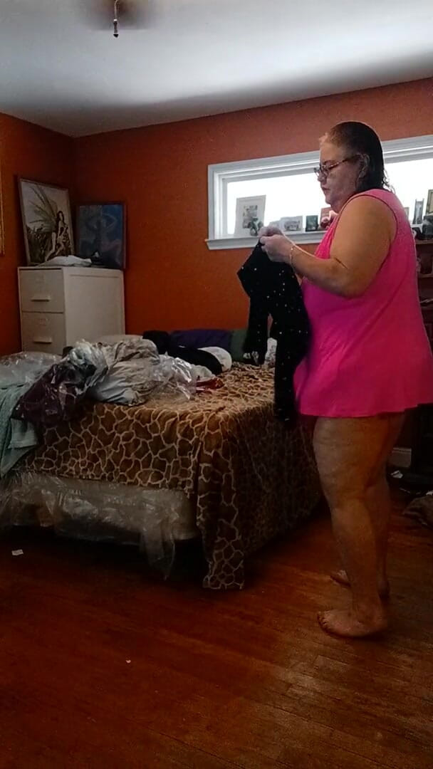 BBW nurse Vicki adventures with friends: I am putting on pink panties pink top and cute...