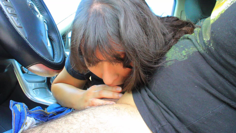 VickyVixen: Car Blowjob