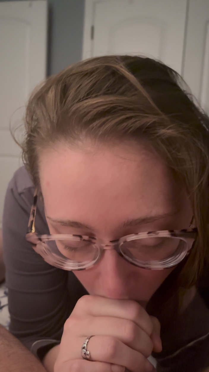 BeautfiulBJ25: POV Blowjob From Naughty Wife