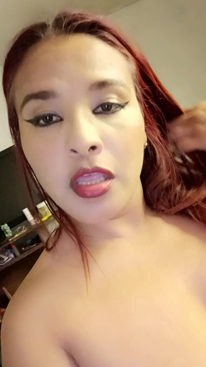 Gina Halime: MILF BBW Records Herself While Fucking Her Best Friend's Husband...