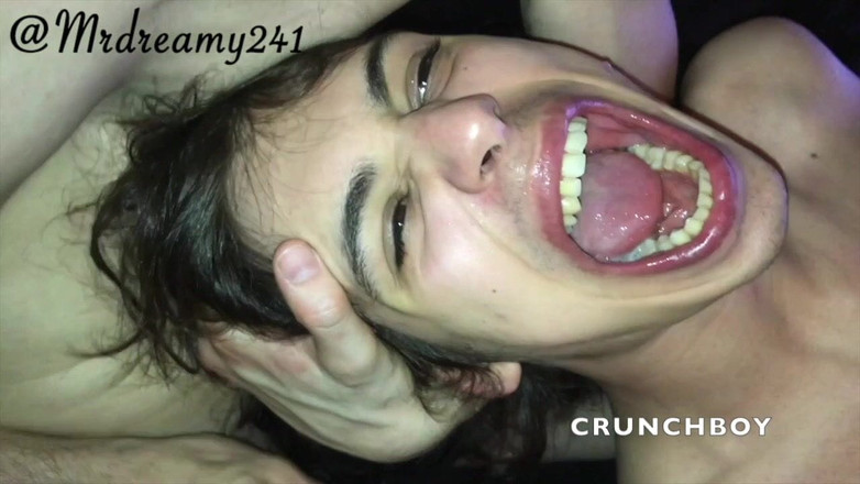 Bareback cum inside studio: Germaon 被 2 个大鸡巴搞砸了