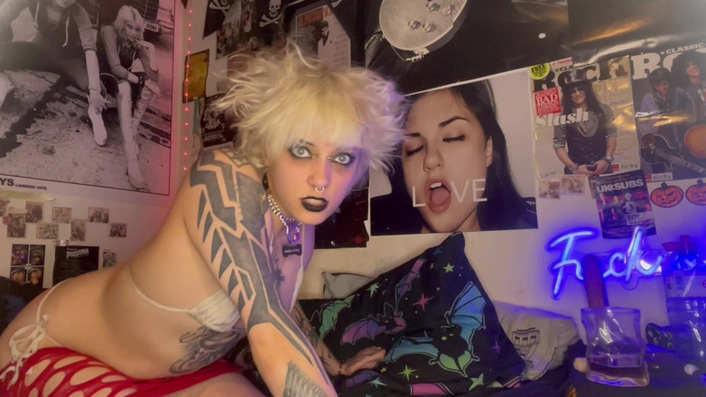 Glitterqueen1999: Take My Virginity Stepbro Penectomy Its so Small