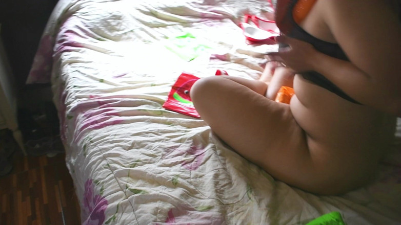 melu_world: Diikat dan dikuasai dengan sayap kemurungan - Bunny Looner