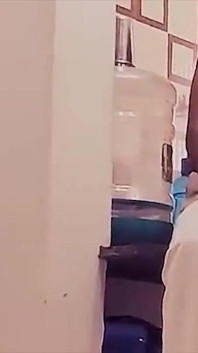 Bhabi desi curang pada suaminya dan dikongkek dalam gaya doggy