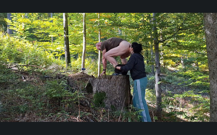 Toilet Mommy: Ich Liebe Den Geruch Seines Arschs Am Morgen Beim Rimming