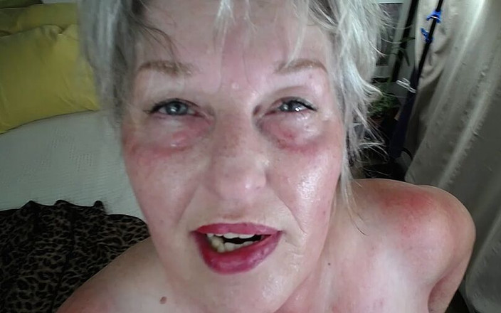 dawnskye1962: 1120 Lacy Red V Back Kalhotky pro Seana, se All...