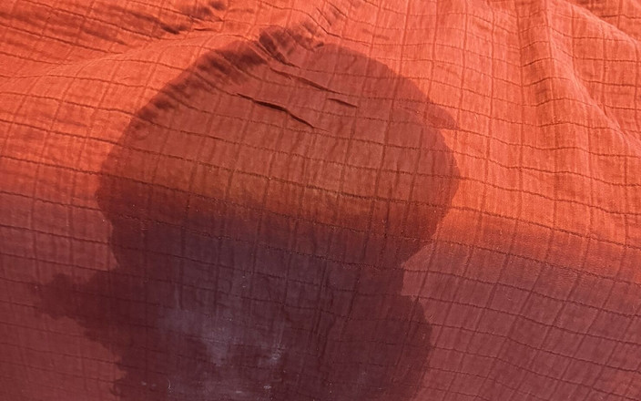 Liz Heat: リズは硬いペニスを下ろし、全身を潮吹きします