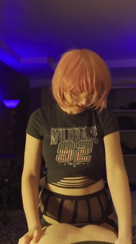 La ragazza secchione lo sodomizza