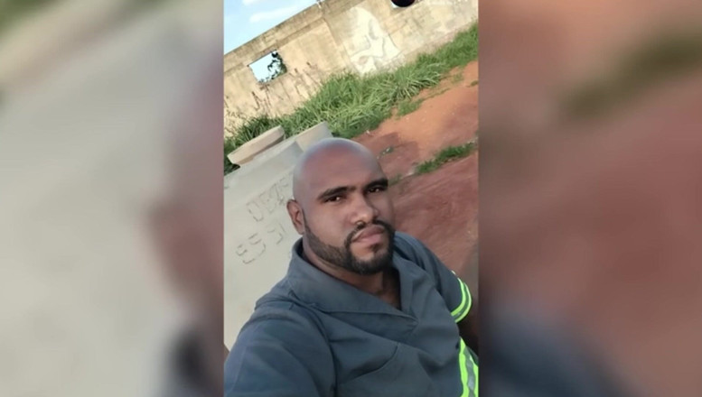 TheBlacKHunterr: 혼자 일하는 나는 항상 비밀리에