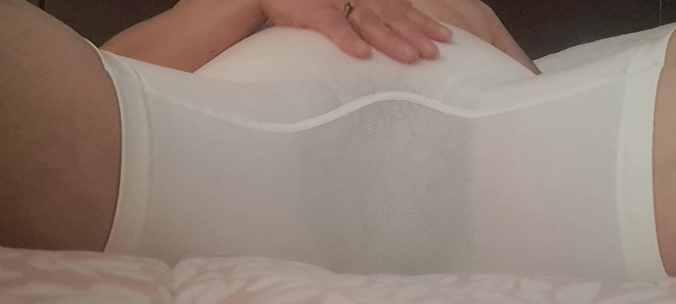 Mommy big hairy pussy: MILF, büyük külotlu ve amı işaretli