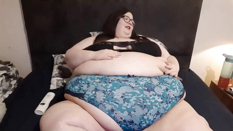 SSBBWLadyBrads: Fantasía novio masaje