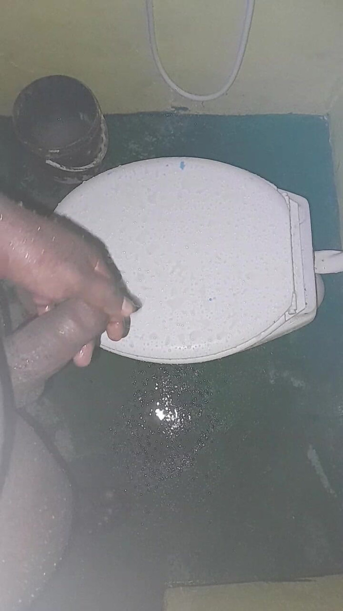 Tharukshi: Sri Lanka, bain, fin heureuse