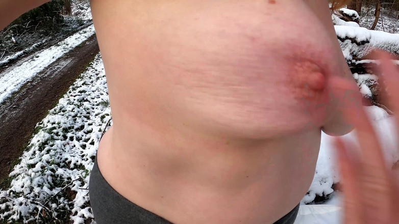Bouncy Tits Action: Completely Naked in the Snow - Beating Her Vagina