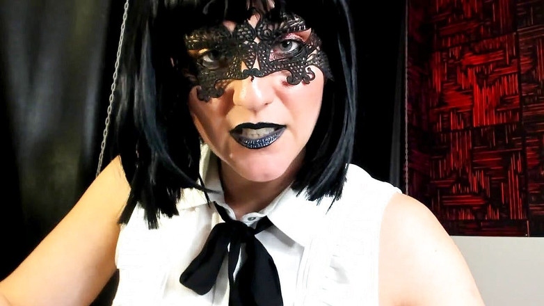 Mistress Hotwife Venus: För min sissy som älskar att bli dominerad med en strapon