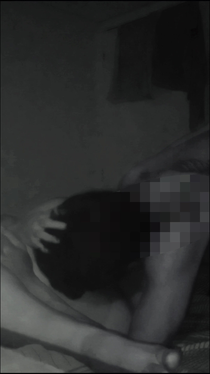 Lily & Theo: Erangan paling nikmat dari istri orang yang sama temannya