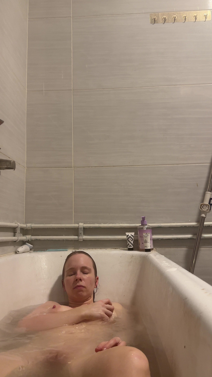 SweetLucy96: Pezones duros