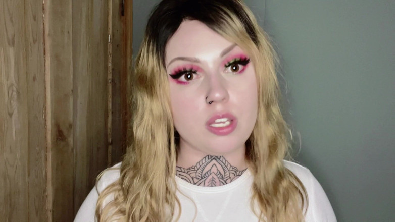 Miss Valentina: Humillante wedgie joi