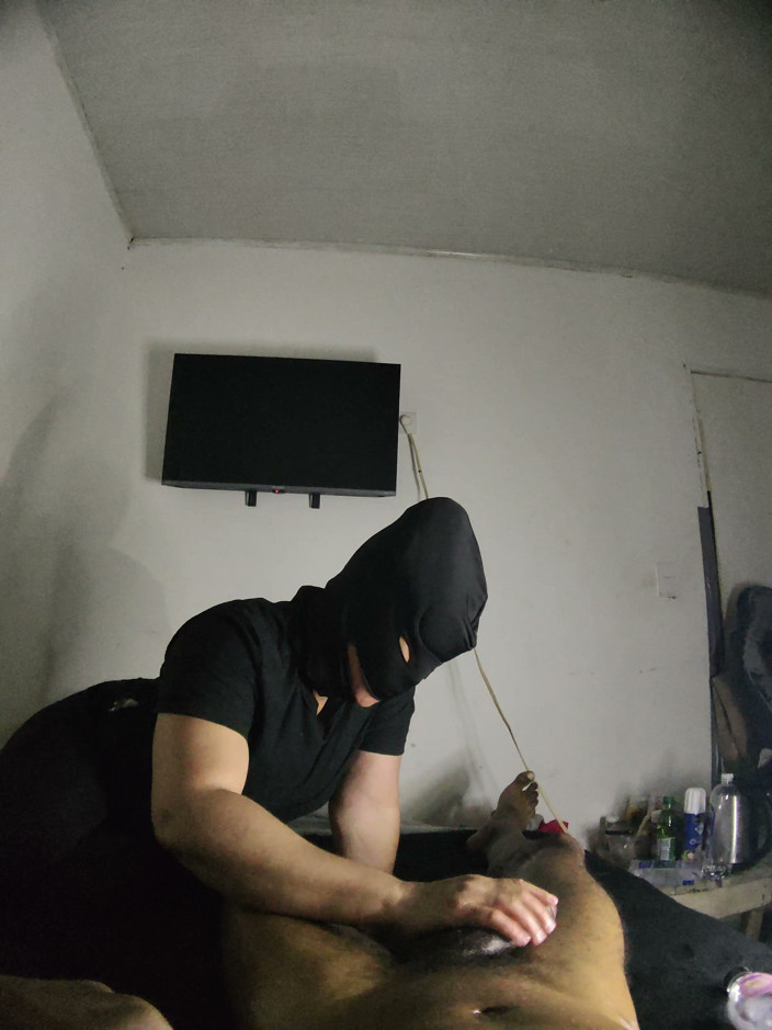 Cum-lobian dickdrainers: Hals mästare svart mask