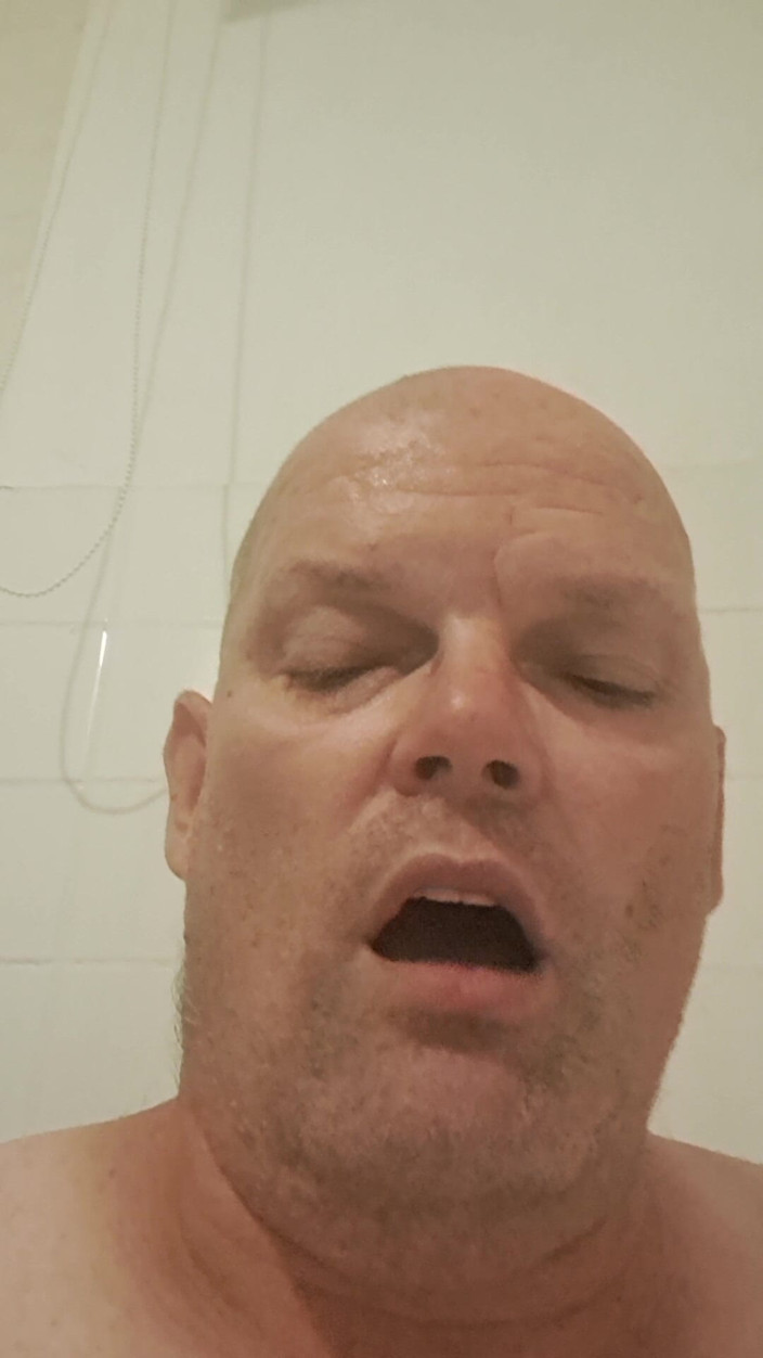 Fickspecht: The Sucking Continues