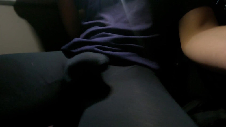 Cool Body: Ejaculare non-stop după 10 ore de laudă cu privire la umflătura...