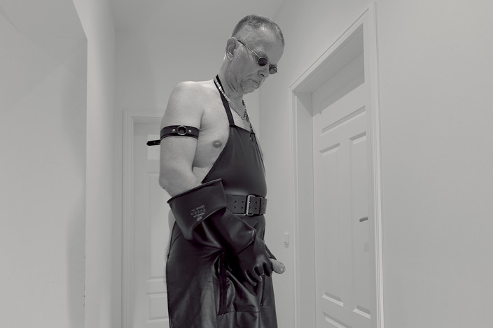 GERMANE_XL: 橡胶人 12