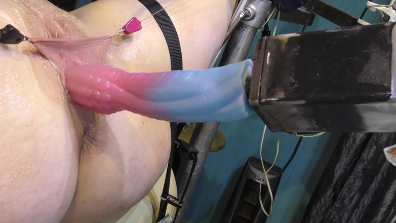 deep keely: Uzak Yayılmış Vajina Makine Tarafından Sikilmiş 328 C