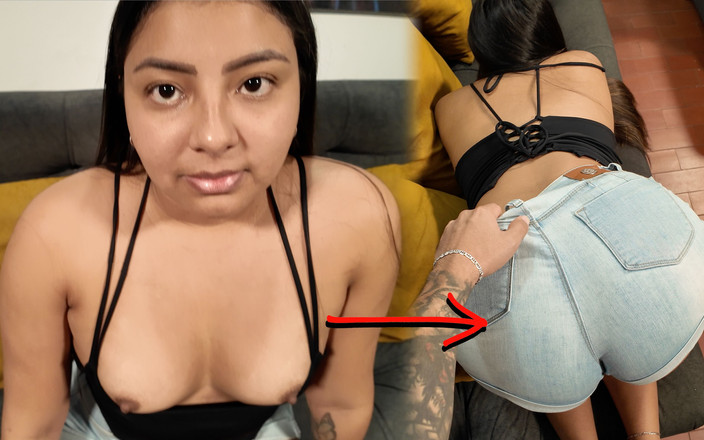 XxHomeMade: 아름다운 자연의 젖탱이와 큰 엉덩이를 가진 18살 의붓딸!