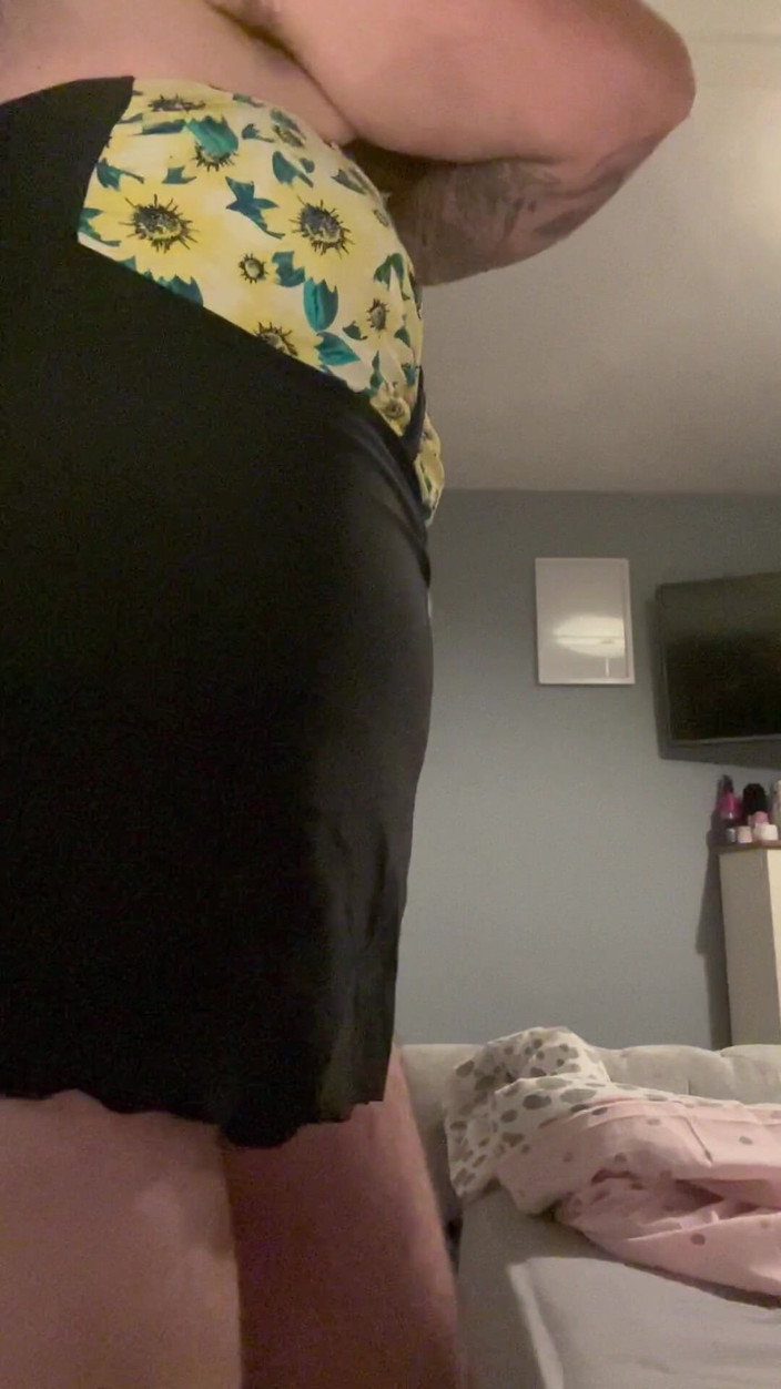 Shaun Cbt: Svazování ptáků a koulí v jednodílné plavce CBT