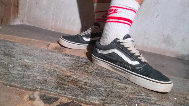 jerkofflover: Meus vídeos editados brincando com botas Vans