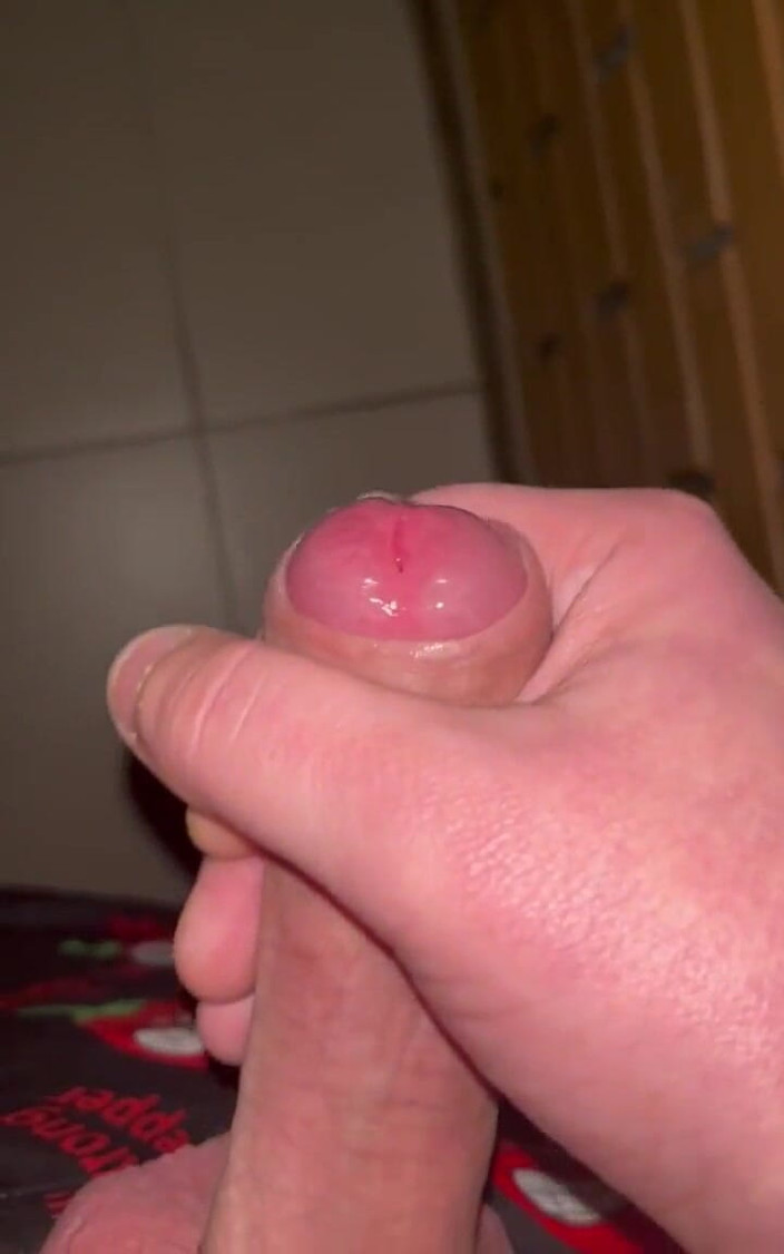 Young cum: 鸡巴卡明