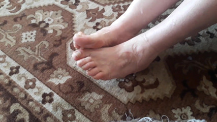 Emma Smith: Stepmom found used condoms of stepson. Foot fetish cum