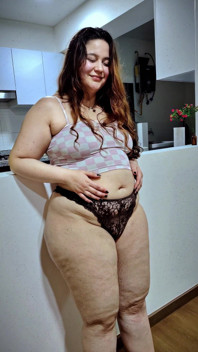 Nicole La Provocazione Grassa Sciocca: Dondolato Culo Cellulite E Danza Del Ventre Morbida