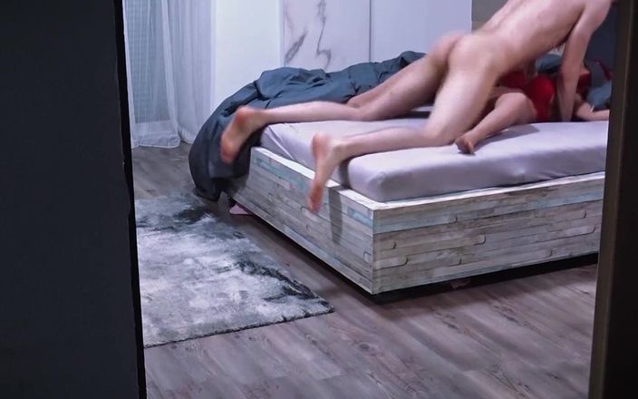 Beauty doll Belle: Ik werd bekeken tijdens het neuken van deel 2 - hij kreeg...