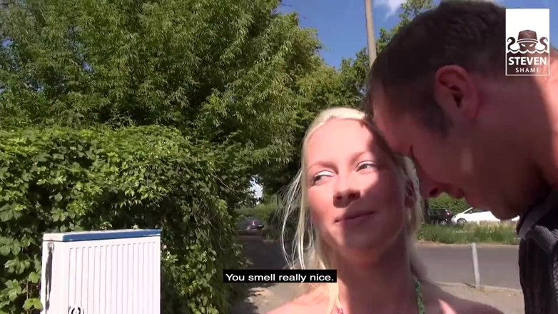 Steven Shame: Threesome outdoor sex date: Blondie pleasures two big dicks