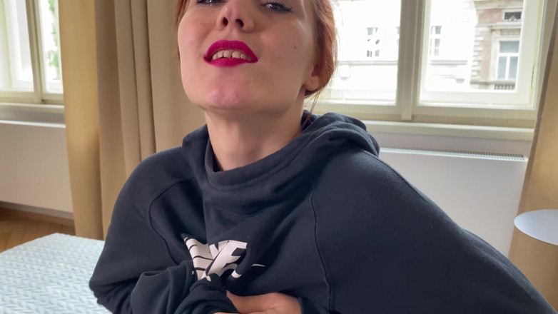 Denudeart: Beautiful Girl Masturbate Herself with Passion