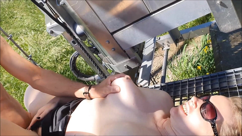 UserBitch1: Filmé par le couple en plein air