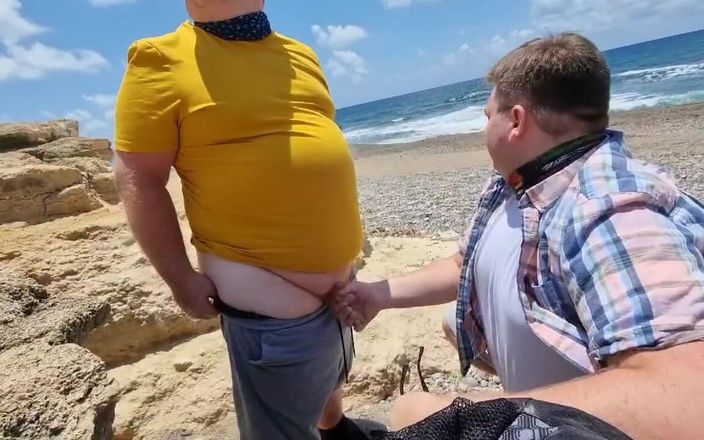brummieboi89: Làm tình trên bãi biển - bố bắn tinh