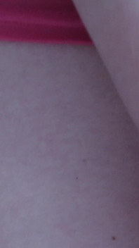 Sexy met haar vastzittende tieten en grote harige bos