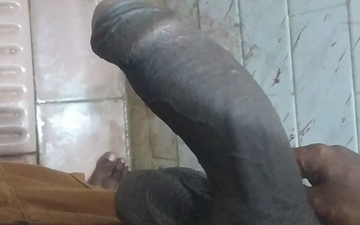 Tamil 10 inches BBC: Washing My Huge Black Cock