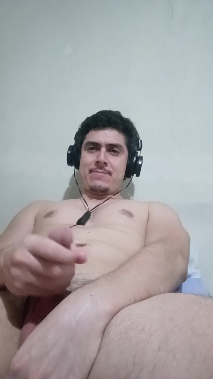 Tabasco Jake: Handsome Stud Jerking Big White Cock