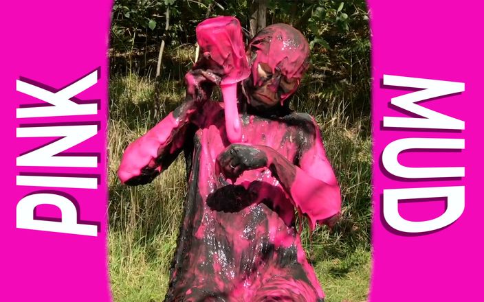 Wamgirlx: Cute, Muddy and Gunged in Pink at the Estuary