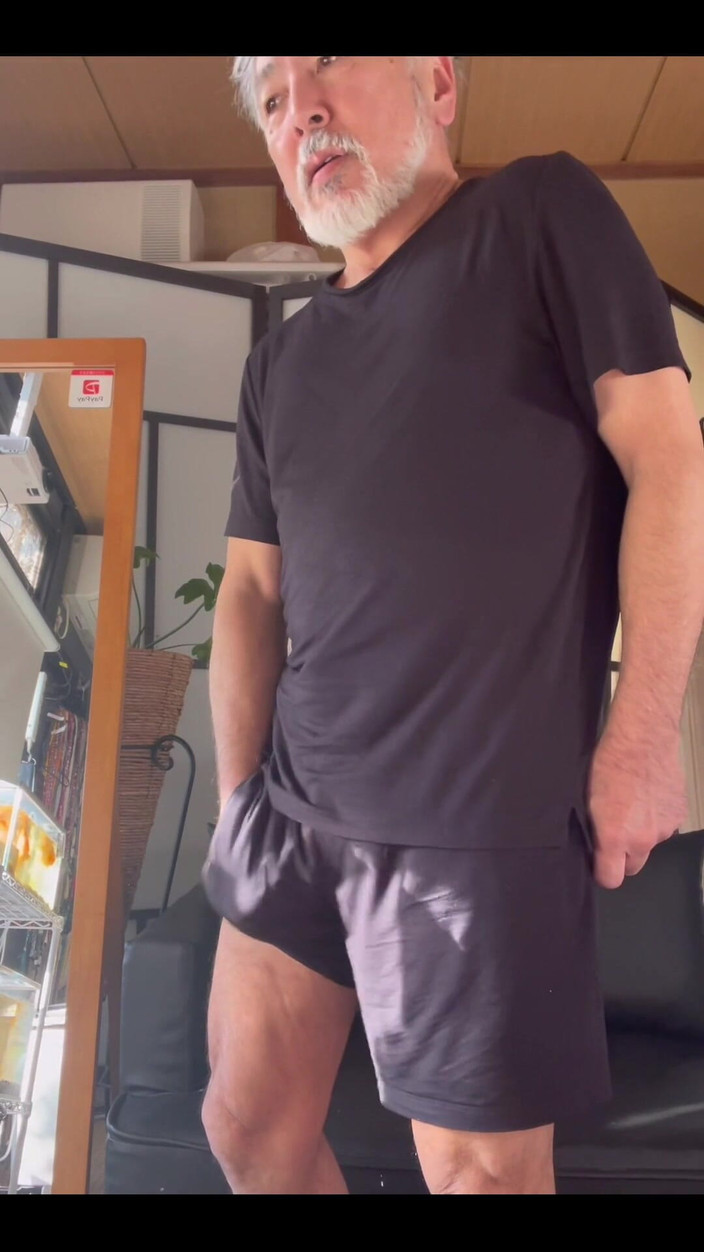 Japanese daddy: Nouveau pyjama.