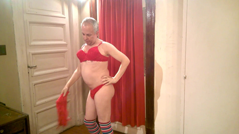 Dildo Man and Cross Hard Sex: With beautiful stockings I'm parading and showing everything