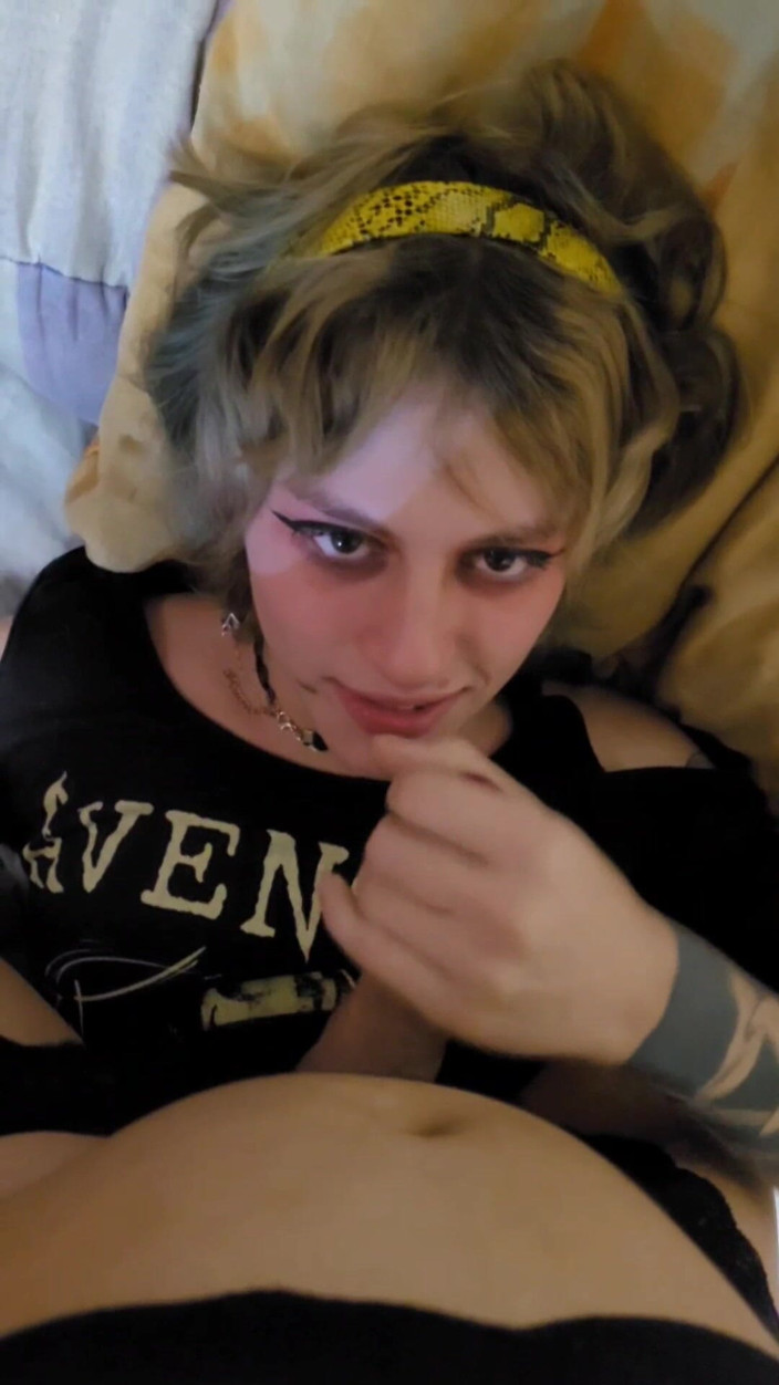 AcidSuccubus: The Dj Invited Me to Her House After the Rave...