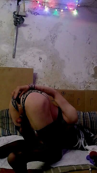 Betterlife: Amatoriale sissy Lisa - Giocattolo anale e sborrata