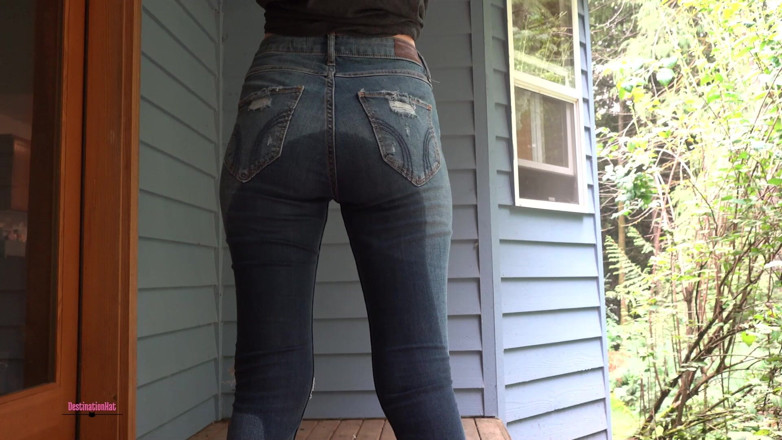Destination Kat: Pissing in Jeans