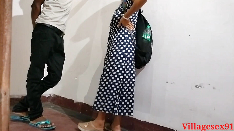 Villagesex91: Indičtí učitelé mají sex se studentem, část 2