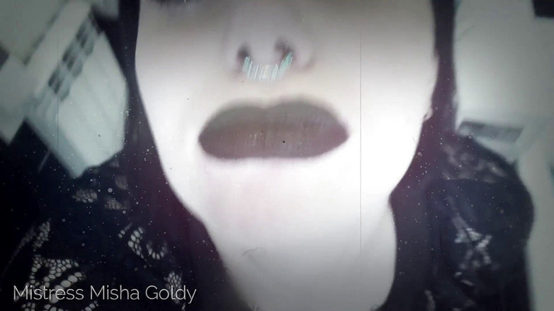 Goddess Misha Goldy: Uvidíme se na záchodě