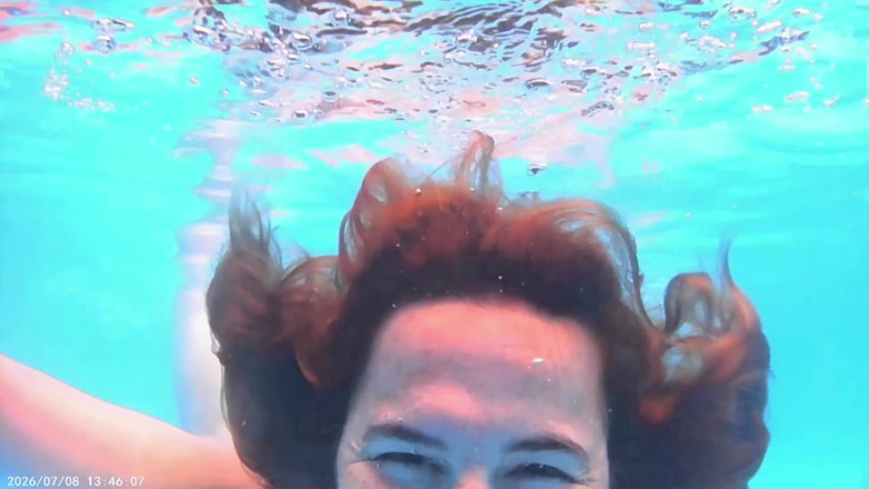 Sexy_Emeli: Breath Holding Underwater in Pool
